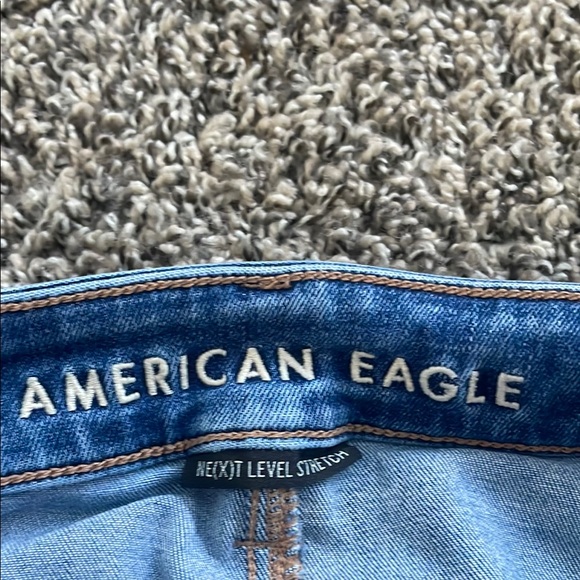 American Eagle Outfitters Women's Distressed Blue Jeans - Picture 5 of 9